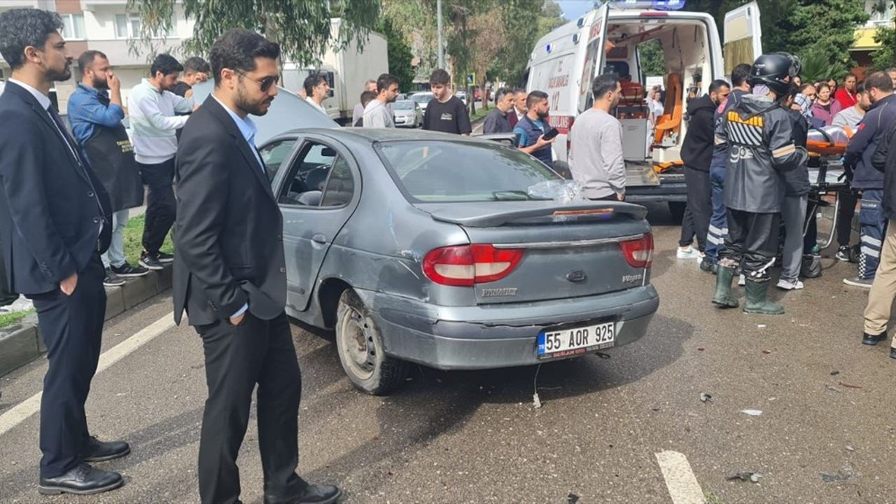Samsun'da İki Araçlı Trafik Kazası: 3 Yaralı