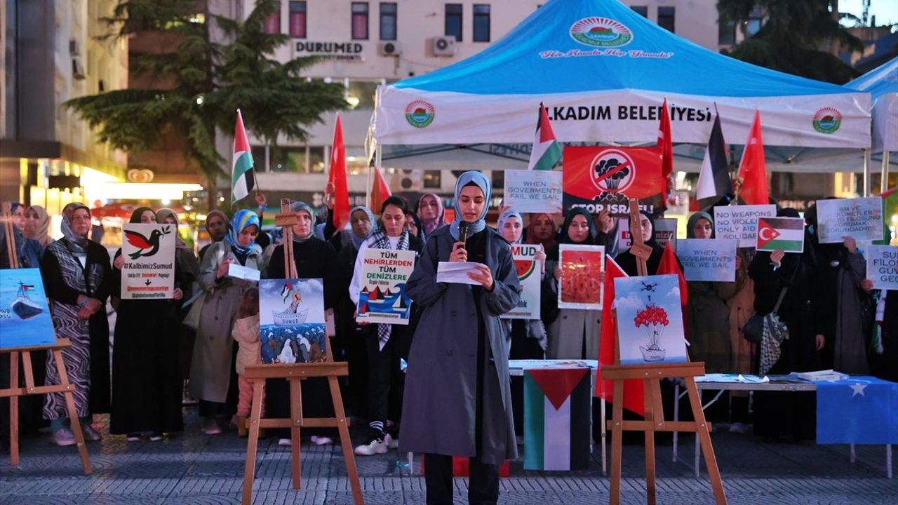 Samsun'da Küresel Sumud Filosu'na Destek Protestosu