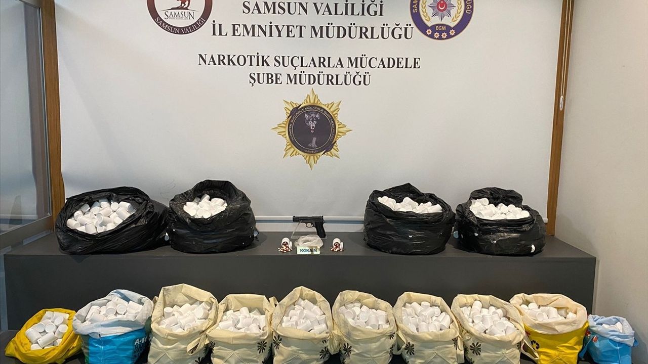 Samsun'da Uyuşturucu Hap Operasyonu: 105 Bin 279 Ele Geçirildi
