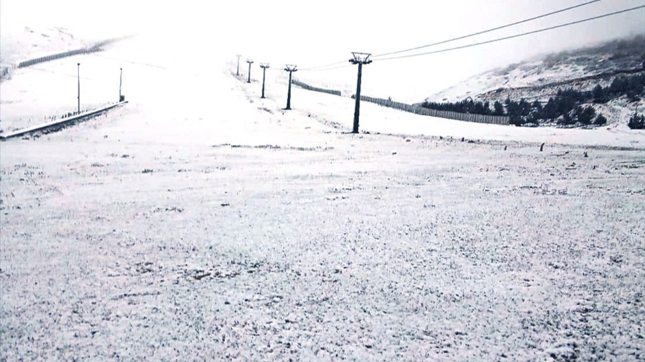 Samsun'un Akdağ'ında Mevsimin İlk Karı Düştü