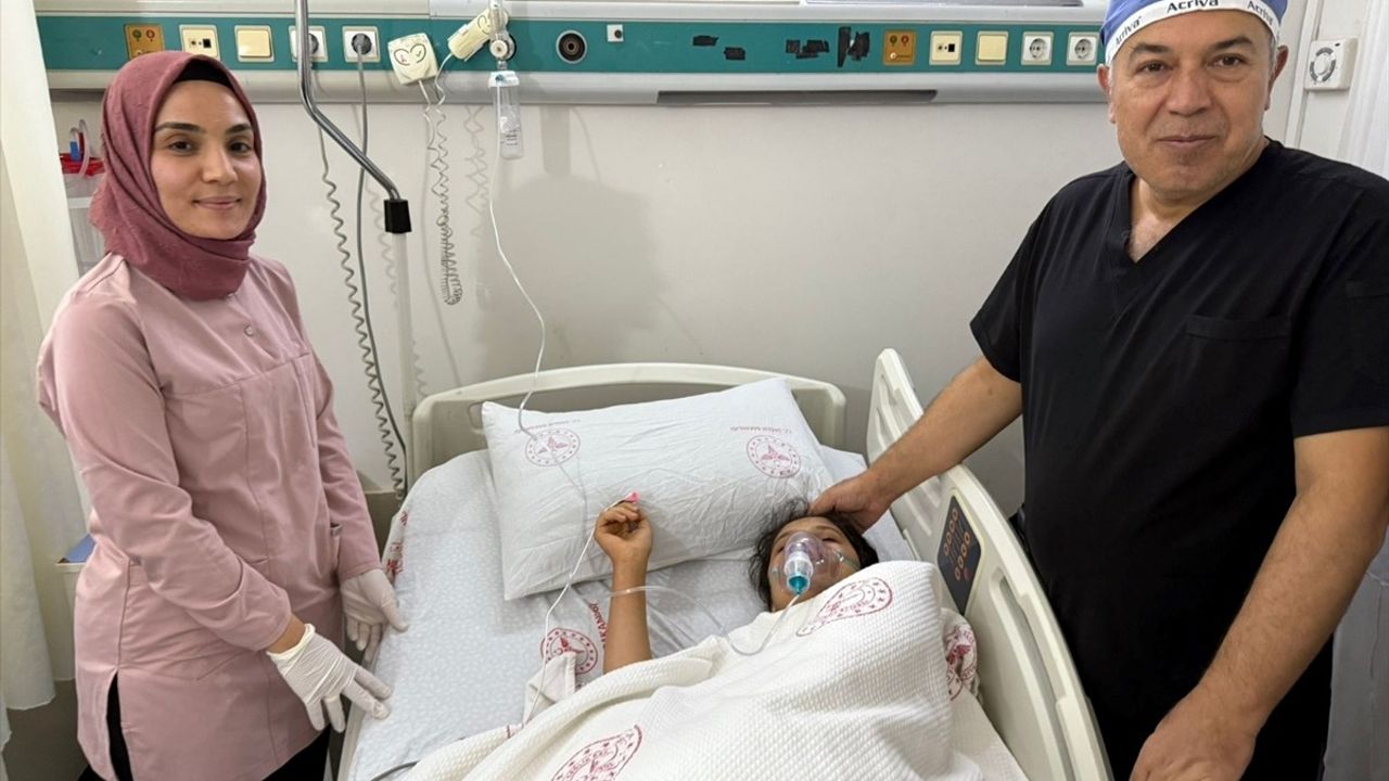 Şanlıurfa'da Ameliyatla Alınan Toplu İğne Olayı