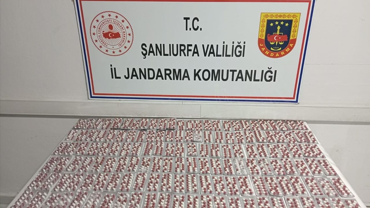 Şanlıurfa'da Uyuşturucu Baskını: 2 Bin 128 Hap Ele Geçirildi