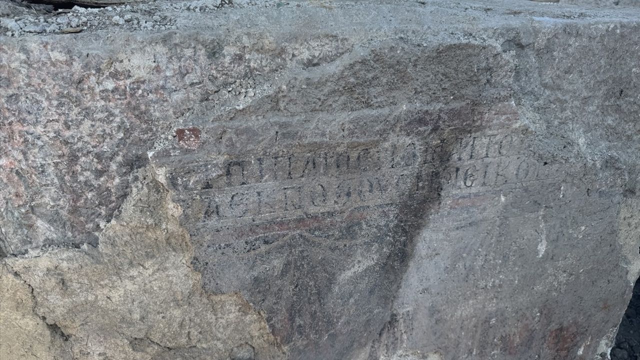 Sebastapolis Antik Kenti'nde Üç Yeni Yazıt Keşfedildi