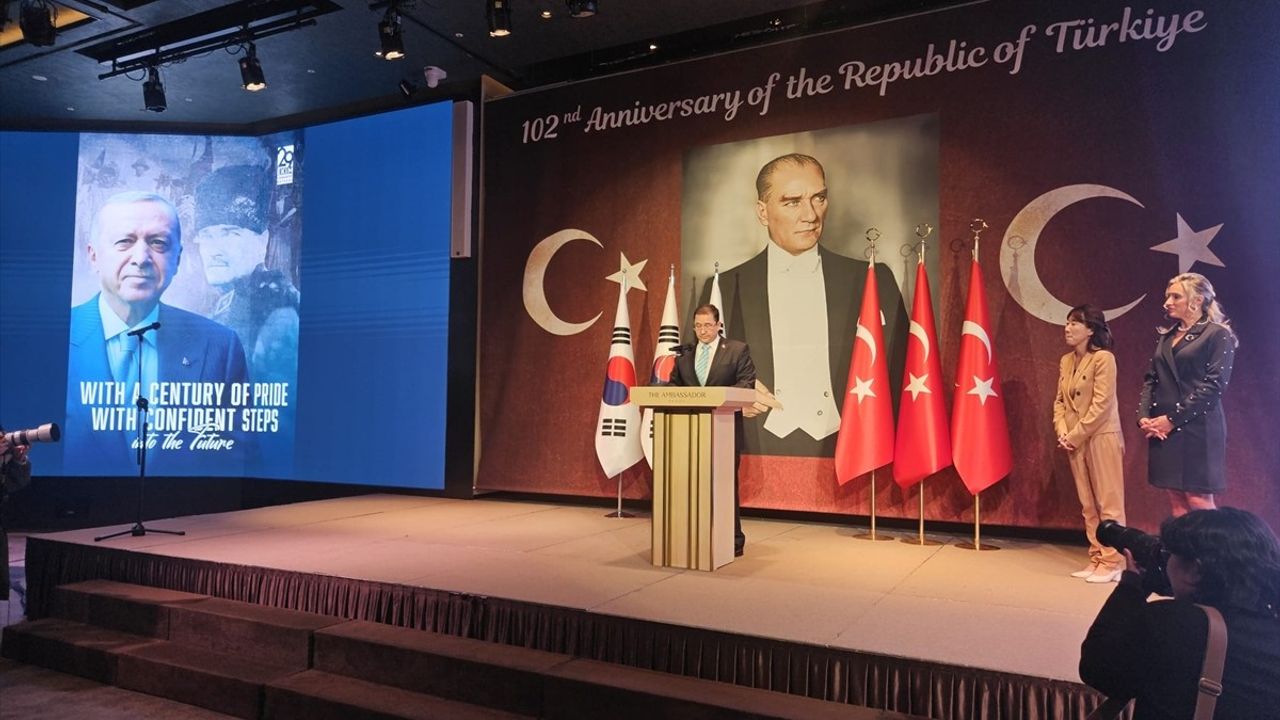 Seul'de 29 Ekim Cumhuriyet Bayramı Coşkusu