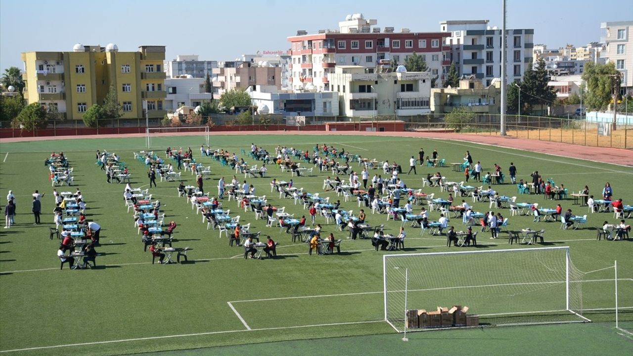 Şırnak'ta Cumhuriyet Bayramı Coşkusuyla Satranç Turnuvası Düzenlendi