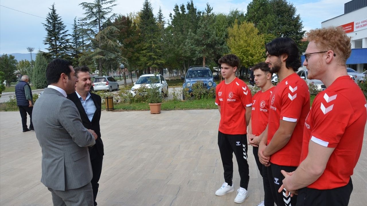 Suat Çelen'den Milli Sporculara Destek Ziyareti