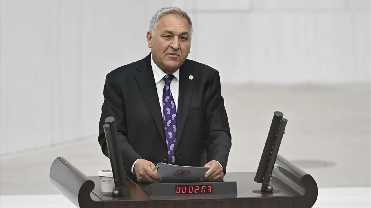 TBMM Genel Kurulu: Milletvekilleri Gündem Dışı Konuşmalarla Dikkat Çekti