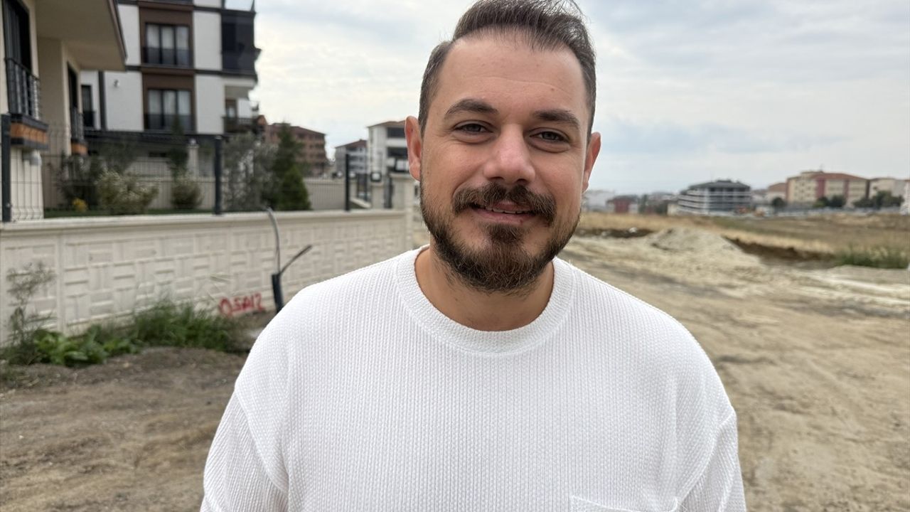 Tekirdağlı Müzisyenden Yolda Protesto