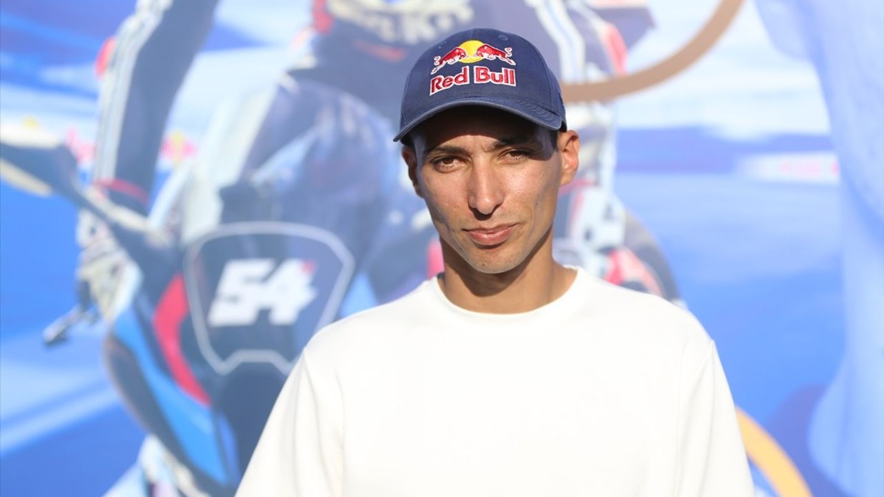 Toprak Razgatlıoğlu MotoGP'ye Hazır: İlk Türk Yarışçı