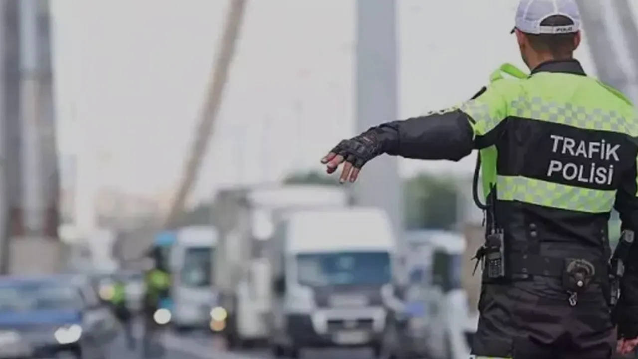 Trafikte Yeni Dönem Başlıyor: Caydırıcılığı Tarihi Zirveye Taşıyacak Cezalar Meclis'te! 100.000 TL'den Başlayacak