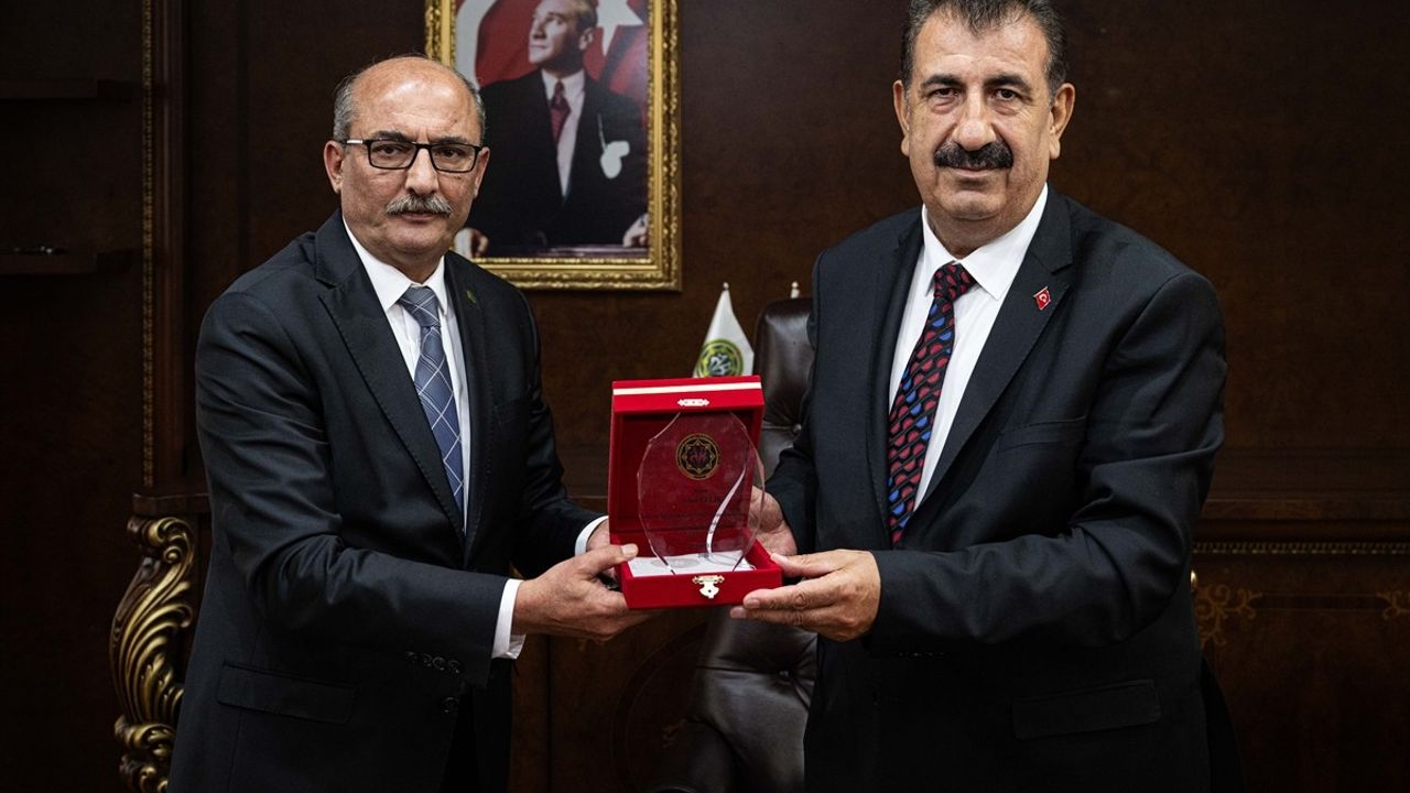 TÜDKİYEB'in Yeni Genel Başkanı Turan Saldırıcıer Görevi Devraldı