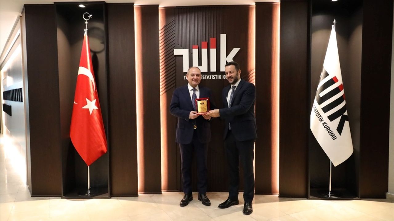 TÜİK ve Azerbaycan Arasında İşbirliği Anlaşması İmzalandı