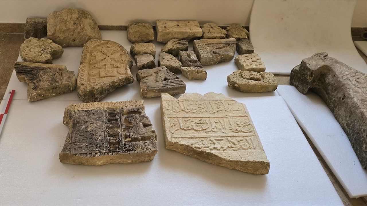 Tunceli'de 700 Yıllık Mezar Taşları Koruma Altına Alındı