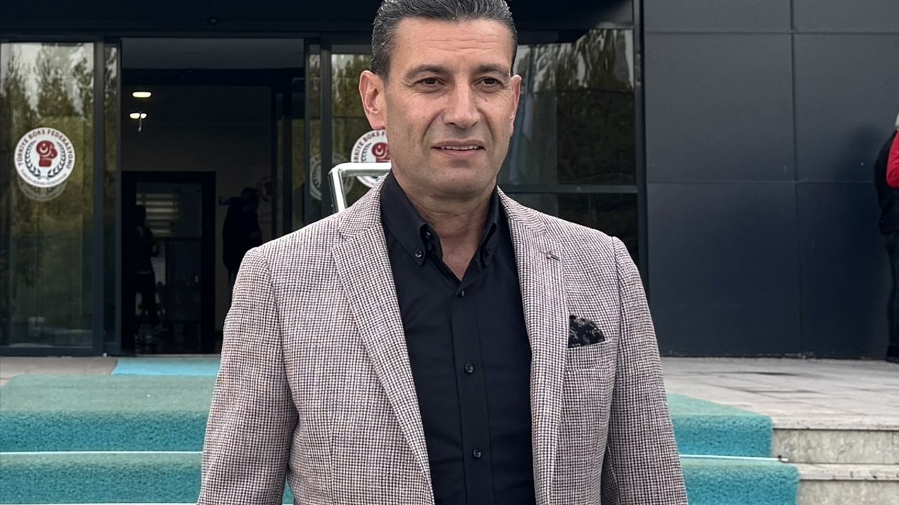 Türk Boks Hakemleri Eğitiliyor: Hekimoğlu'dan Önemli Açıklamalar