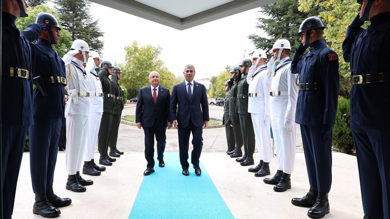 Türkiye-Azerbaycan-Gürcistan Üçlü Savunma Bakanları Toplantısı Ankara'da