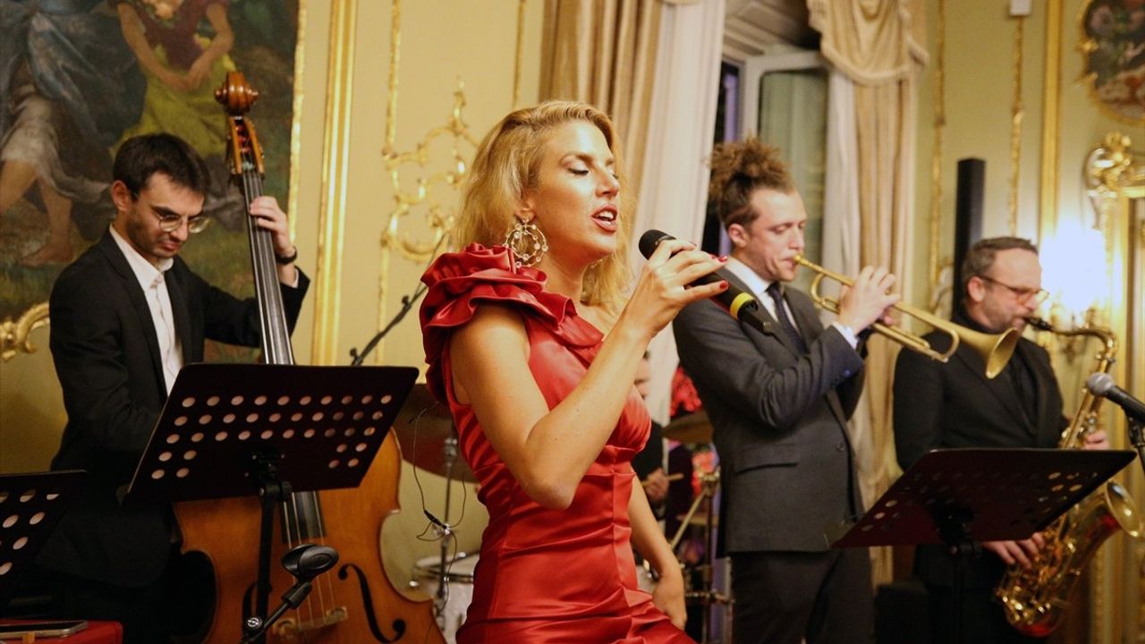 Türkiye Cumhuriyeti'nin 102. Yılı İtalya'da Kutlandı