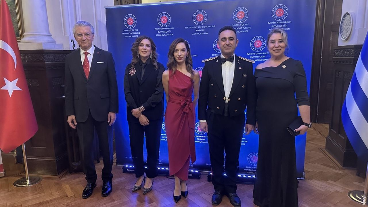 Türkiye Cumhuriyeti'nin 102. Yılı Yunanistan'da Kutlandı