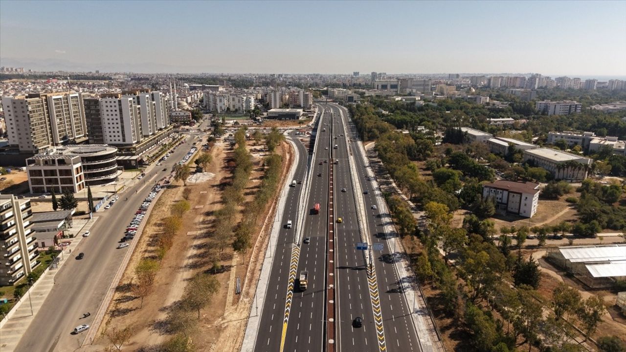Ulaştırma Bakanı Uraloğlu Antalya'da Yeni Yol Projelerinin Açılışını Yapacak