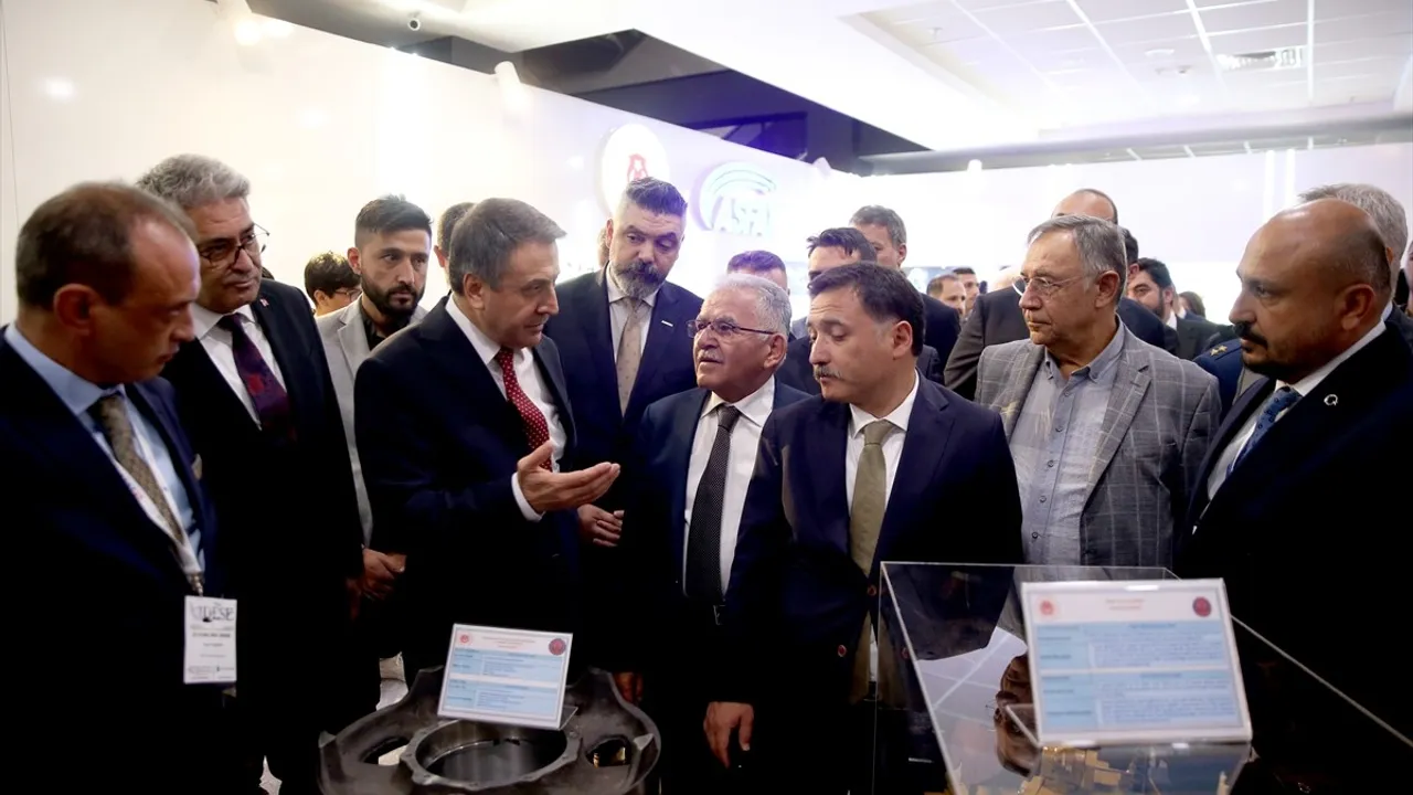 Uluslararası Savunma Sanayi Sempozyumu Kayseri'de Başladı