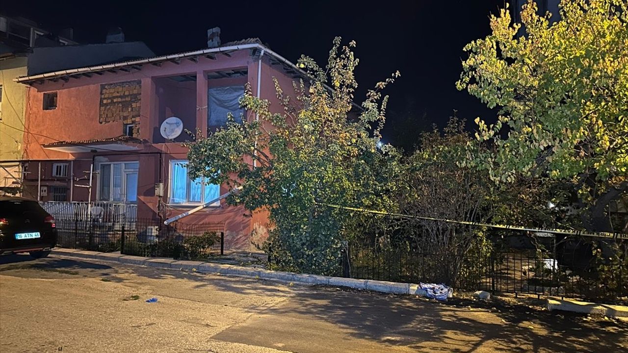 Uşak'ta Aile İçi Kavga: Bıçaklı Saldırı