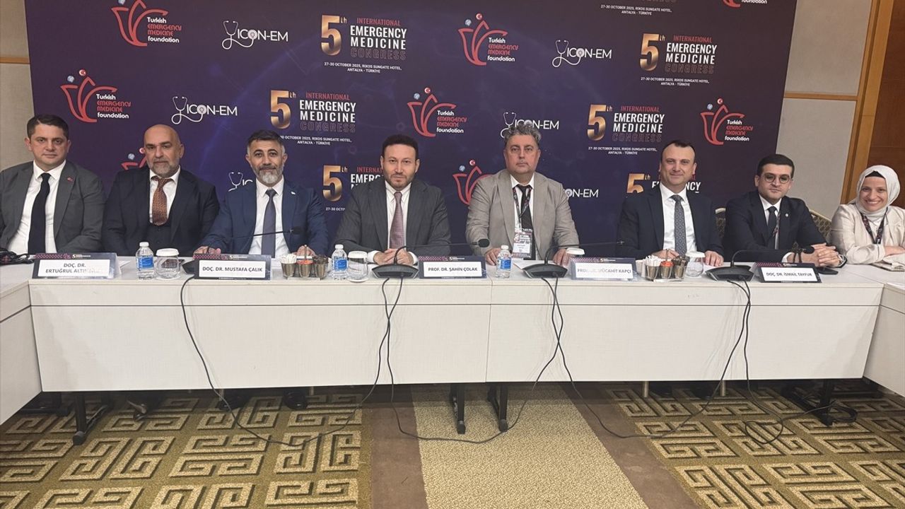 Yapay Zeka Uygulamaları Acil Tıp Kongresi'nde Değerlendirildi