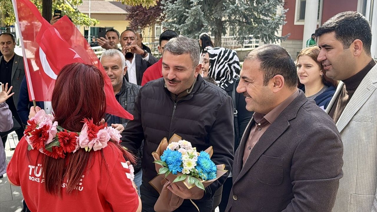 Yılmaz Avrupa Şampiyonu, Kırşehir'de Göz Doldurdu