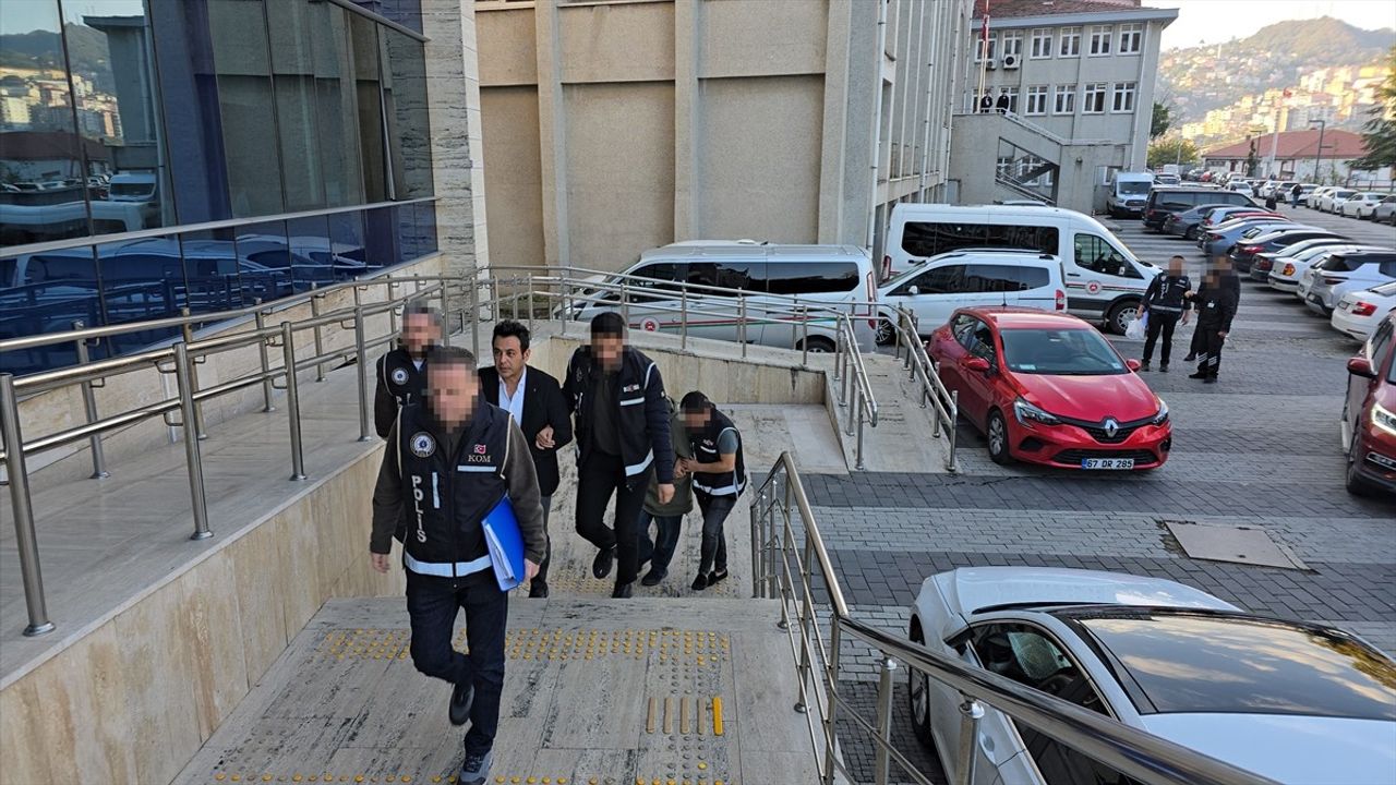 Zonguldak'ta Görevi Kötüye Kullanan 3 Sağlık Çalışanı Gözaltına Alındı