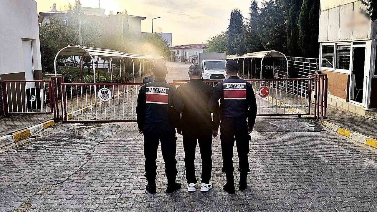 14 yıl 11 ay kesinleşmiş hapis cezasıyla aranan şahıs Gaziantep'te yakalandı