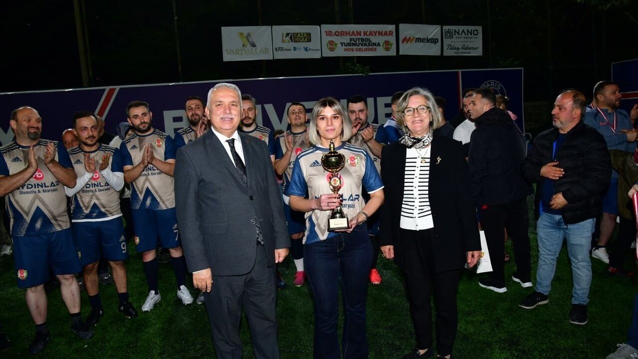 18. Orhan Kaynar Futbol Turnuvası'nda Şampiyon Ortahisar Medya