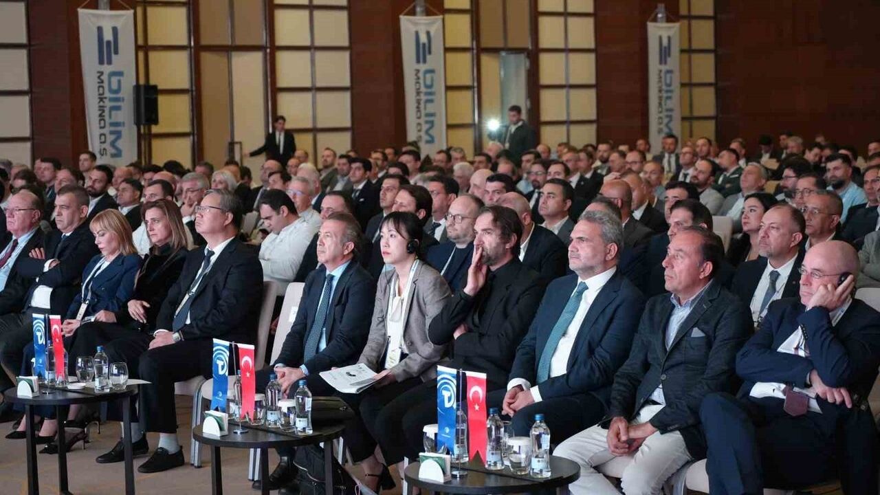 18. TÜRKÇİMENTO Uluslararası Teknik Seminer ve Sergisi Antalya'da başladı