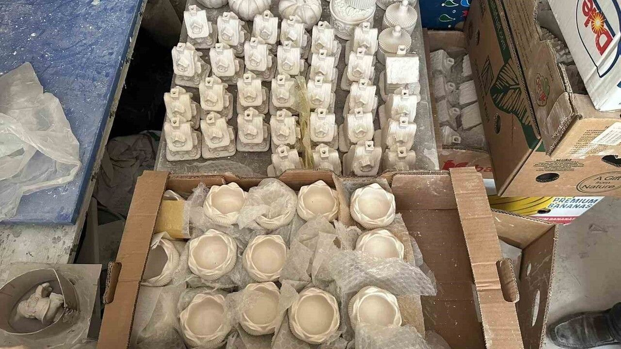 36 yıllık tutku: Muratlı'da alçı biblo ustası Necmettin Balcan