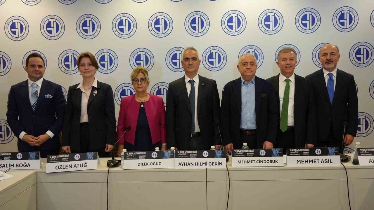 42. Ulusal Gastroenteroloji Haftası: Karaciğer yağlanması, obezite ve bağırsak sağlığı alarmı