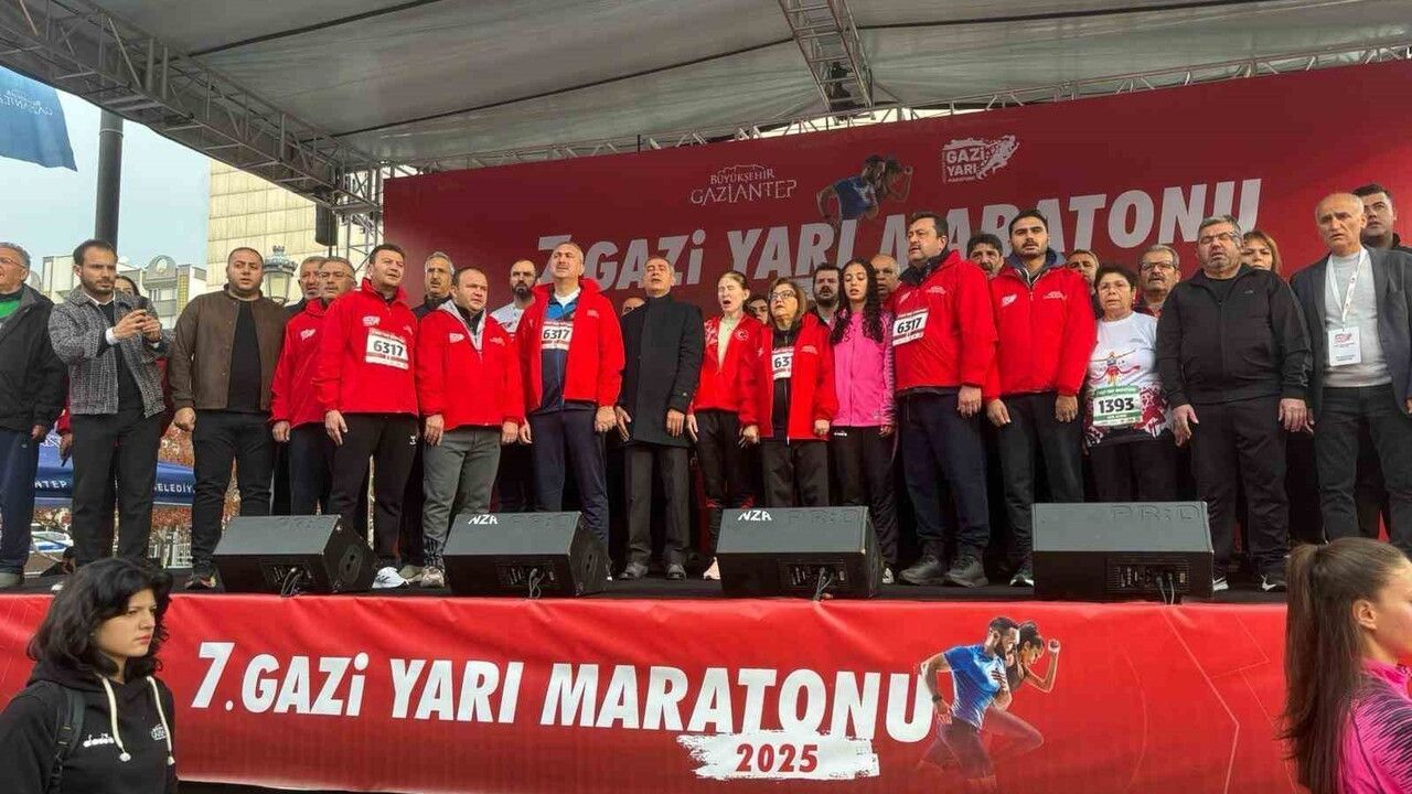 7. Gazi Yarı Maratonu Gaziantep’te start aldı