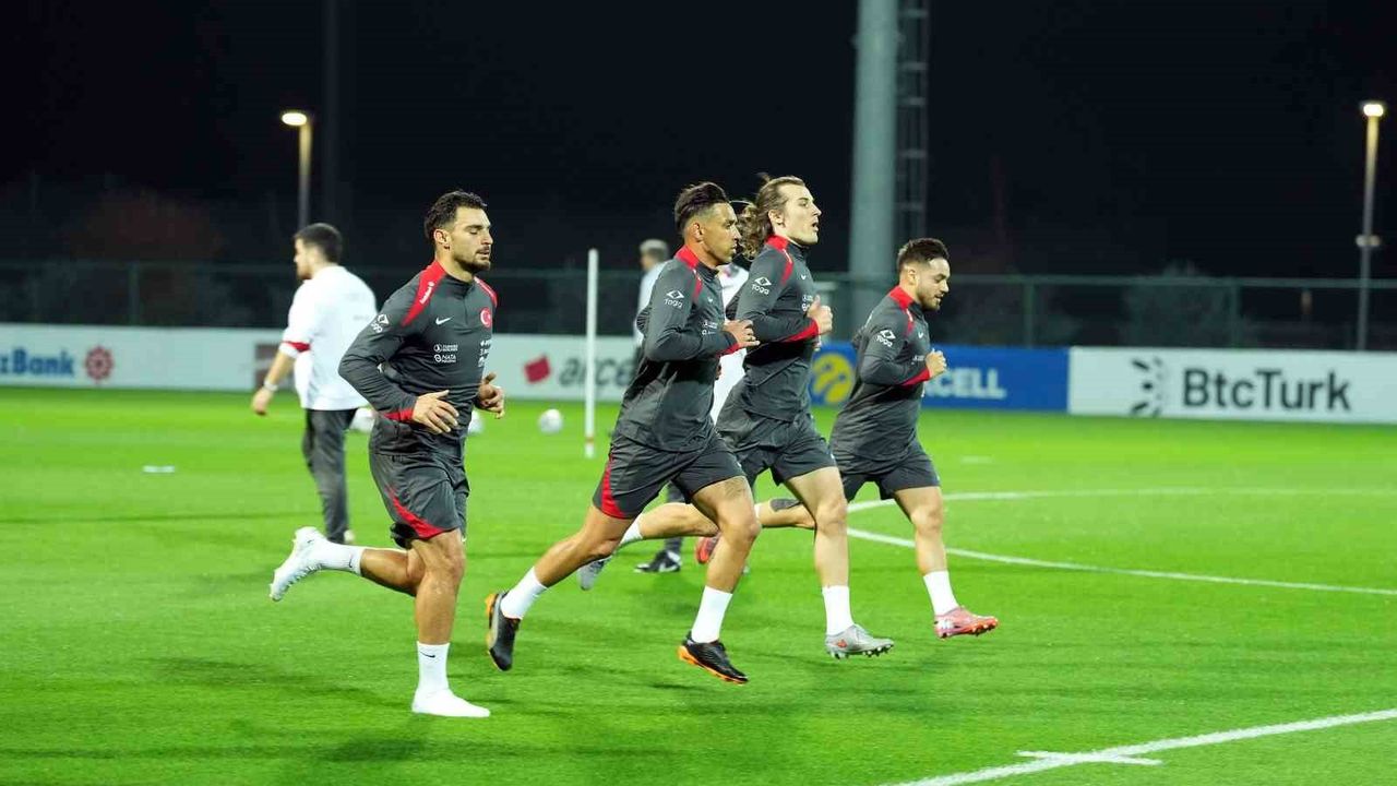 A Milli Takım İstanbul'da Bulgaristan ve İspanya maçları için kampa girdi