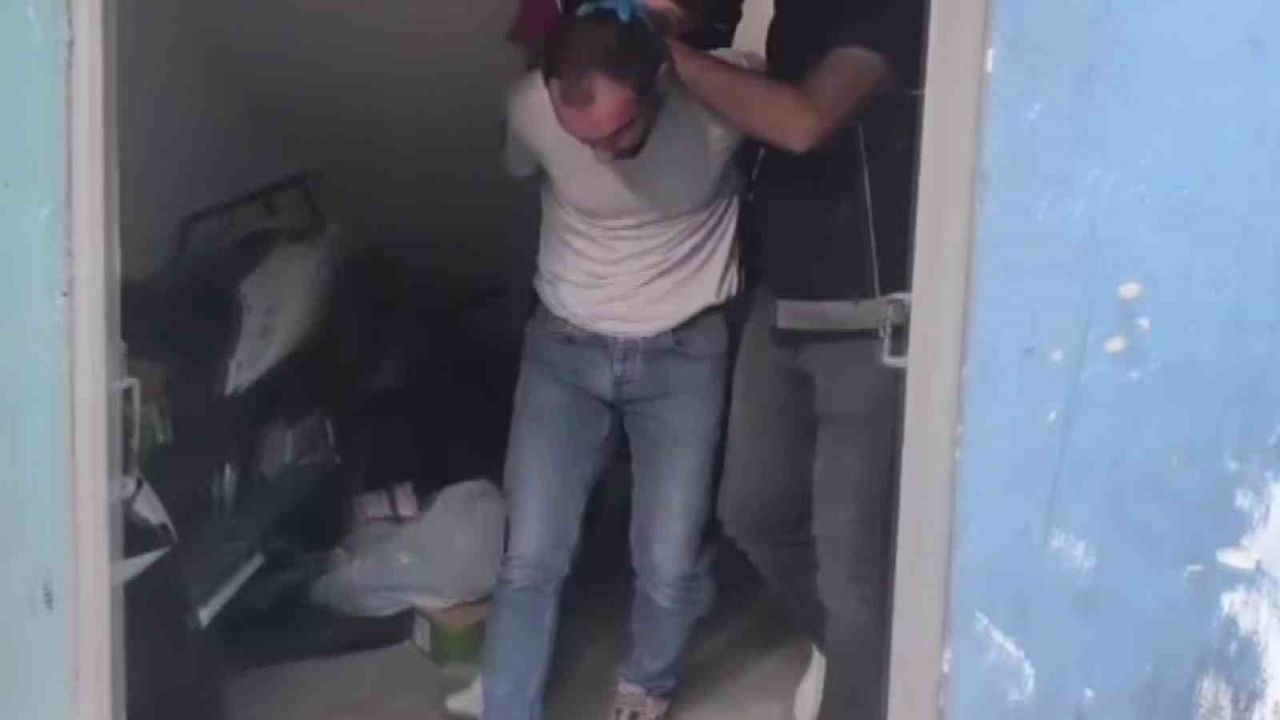 Adana'da 472 kilo bonzai üretimine yetecek ham madde ele geçirildi