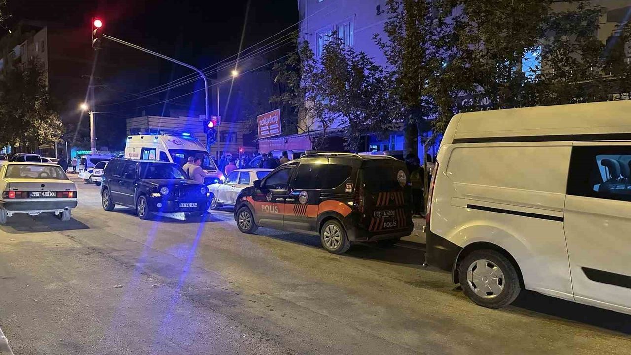 Adıyaman'da beş çocuk babası evinde yaşamına son verdi