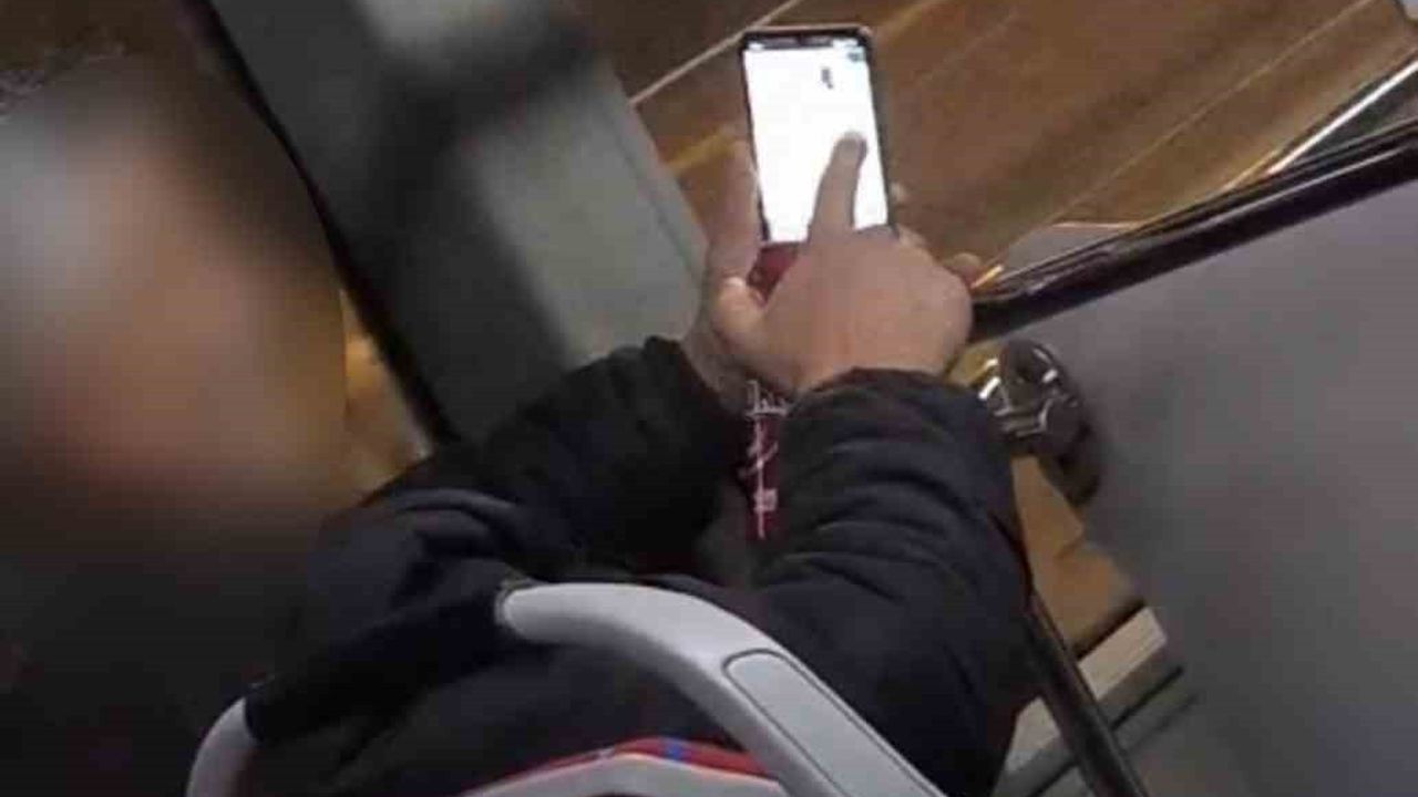 Adıyaman'da halk otobüsünde alkol tüketimi yolcuları tedirgin etti