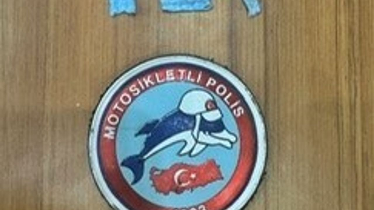 Afyonkarahisar'da denetimlerde ruhsatsız silah ve uyuşturucu ele geçirildi