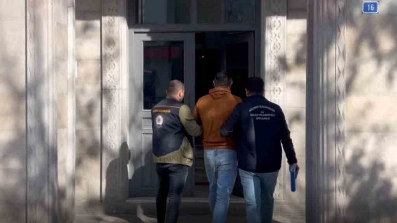 Ağrı'da göçmen kaçakçılığı operasyonunda 4 organizatör tutuklandı