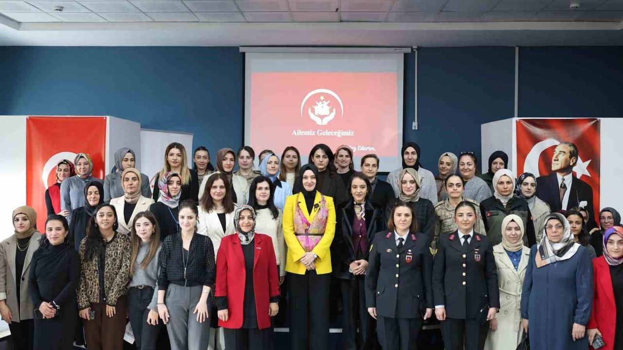 Ağrı’da koruyucu aile farkındalığı güçlendirildi