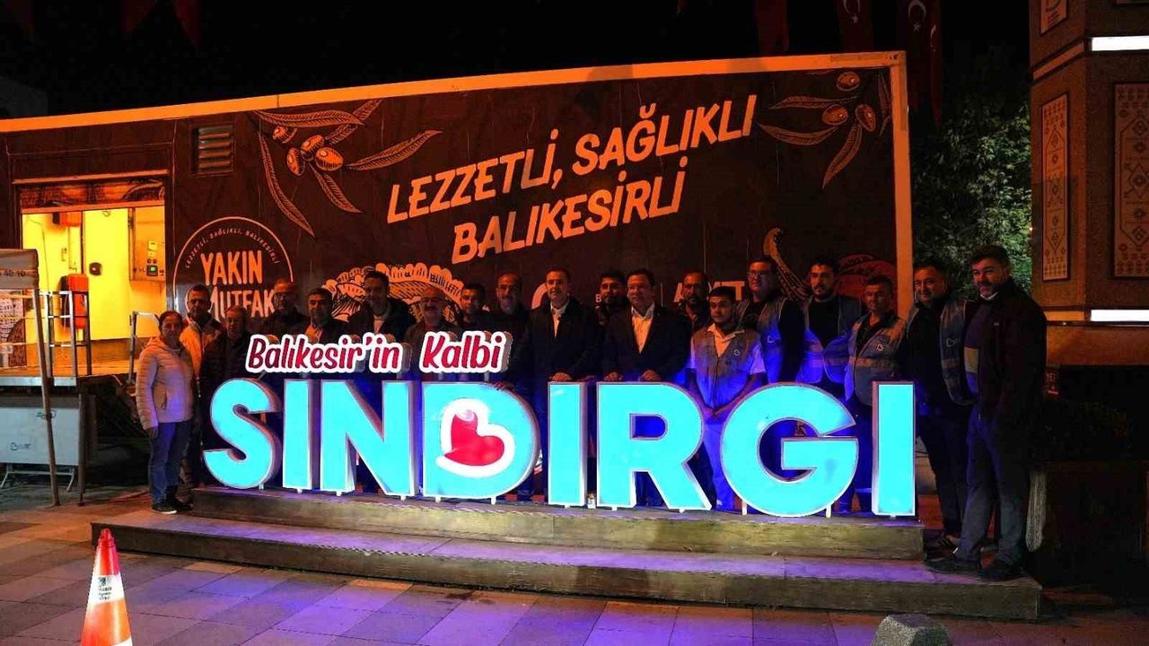 Ahmet Akın'dan Sındırgı'ya moral ziyareti