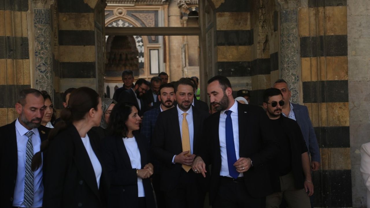 AK Parti'den Halep Valisi'ne Ziyaret