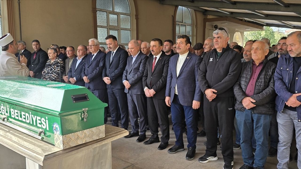 AK Parti Genel Başkanvekili Efkan Ala'nın Eniştesi Toprağa Verildi