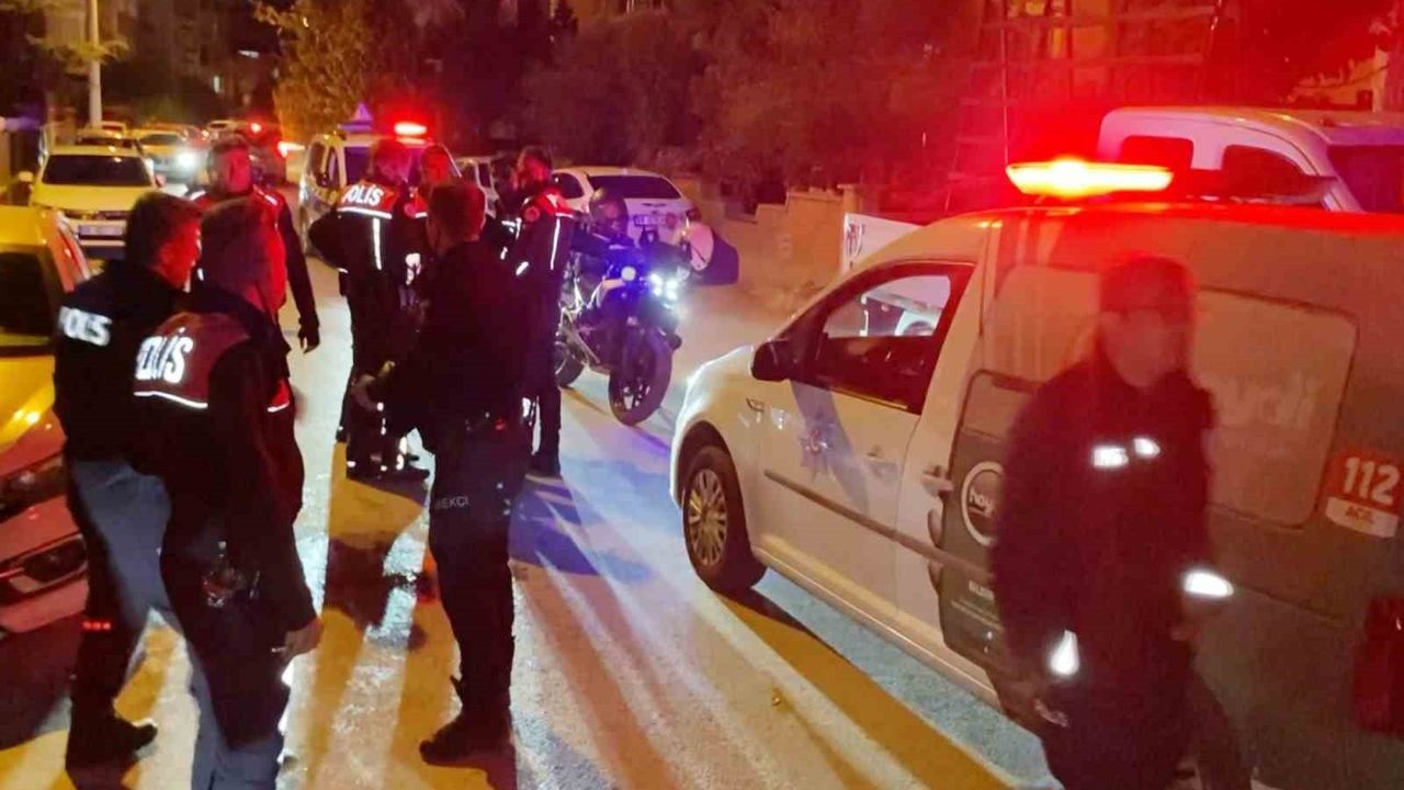 Aksaray'da bekçilerle kovalamaca kamerada: Şüpheli yakalandı