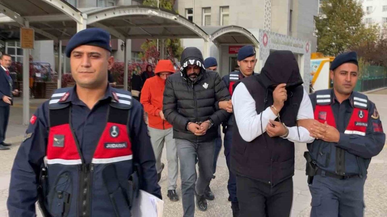 Aksaray'da Tefecilik Yapmış 3 Kişi Tutuklandı