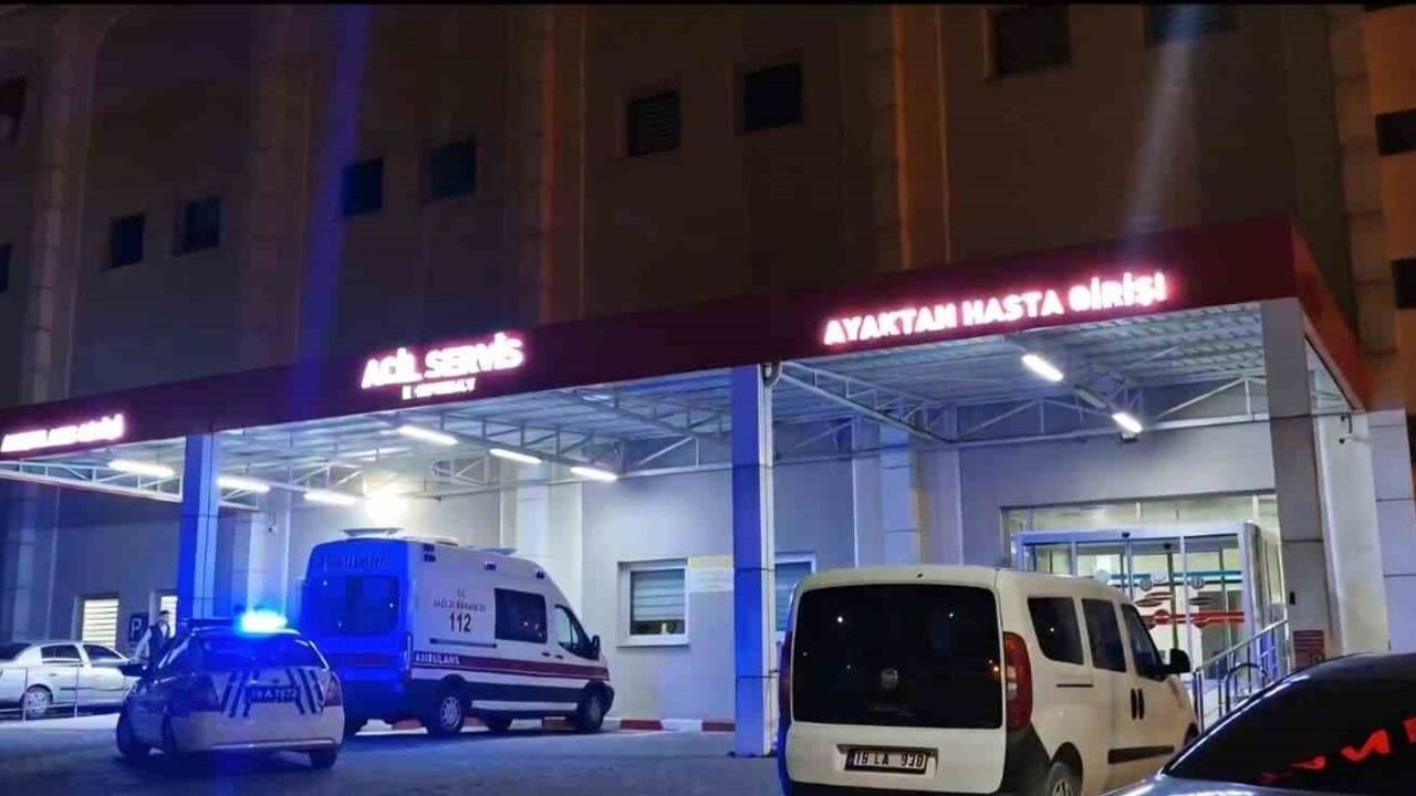 Alaca'da tavuk döner sonrası 5 lise öğrencisi hastaneye başvurdu