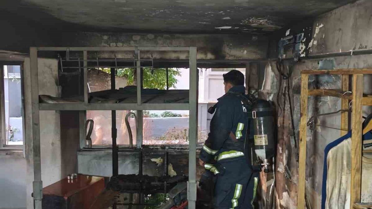 Alanya'da giriş katındaki dairede yangın paniği