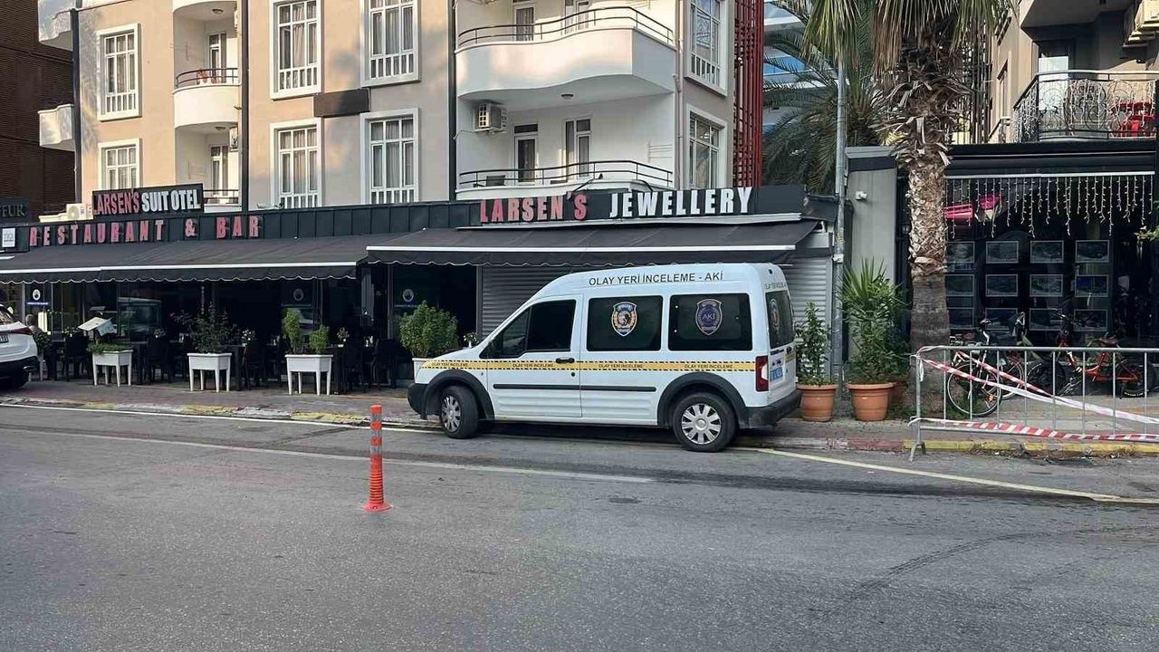 Alanya’da otel odasında 63 yaşındaki Rus uyruklu kadın ölü bulundu