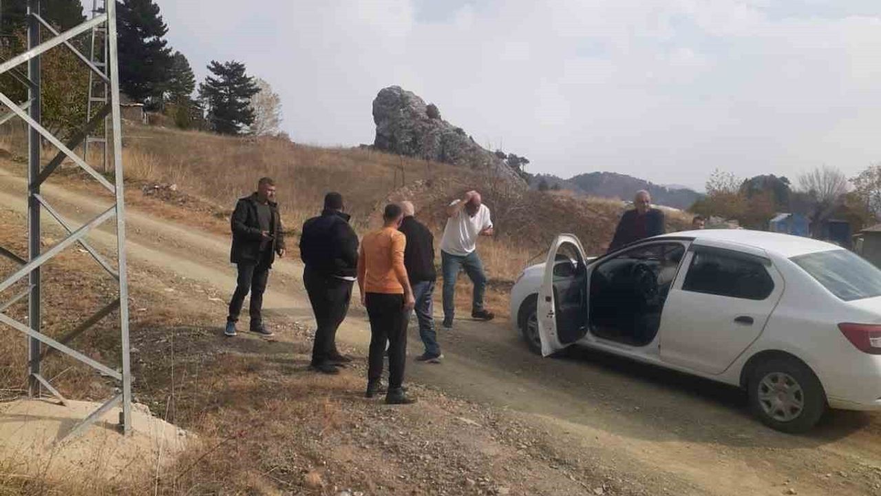 Alanya'da yaylada muhtarlık kavgası silahlı ve bıçaklı çatışmaya dönüştü: 2 yaralı