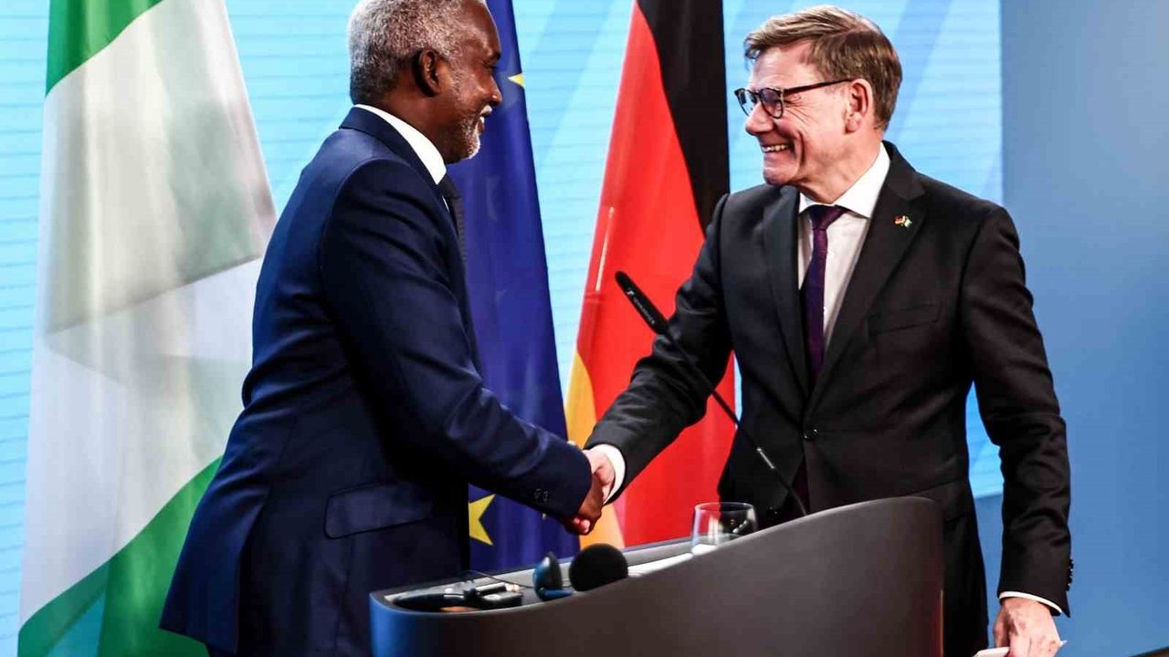 Almanya'nın Suriyelilerin Geri Dönüşü Üzerine Tartışmalar